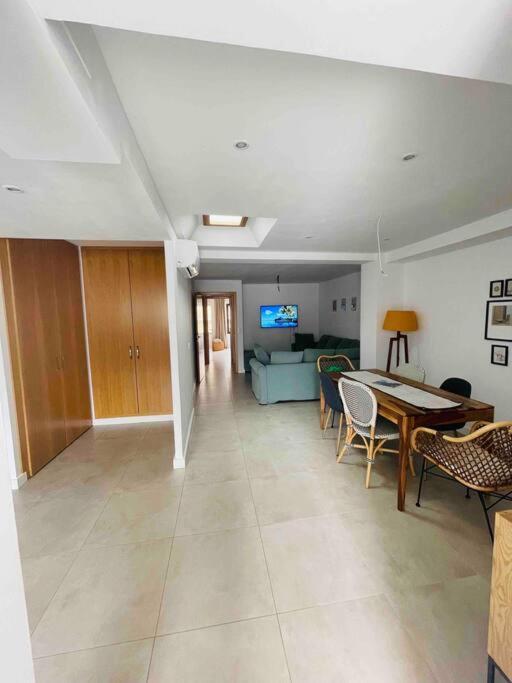 Attic Apartment In Old Town Дения Екстериор снимка